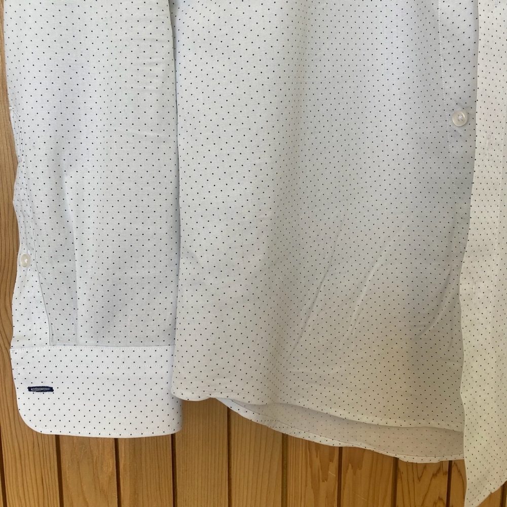 Zara small dot long sleeve buttondown shirt - Picture 5 of 7